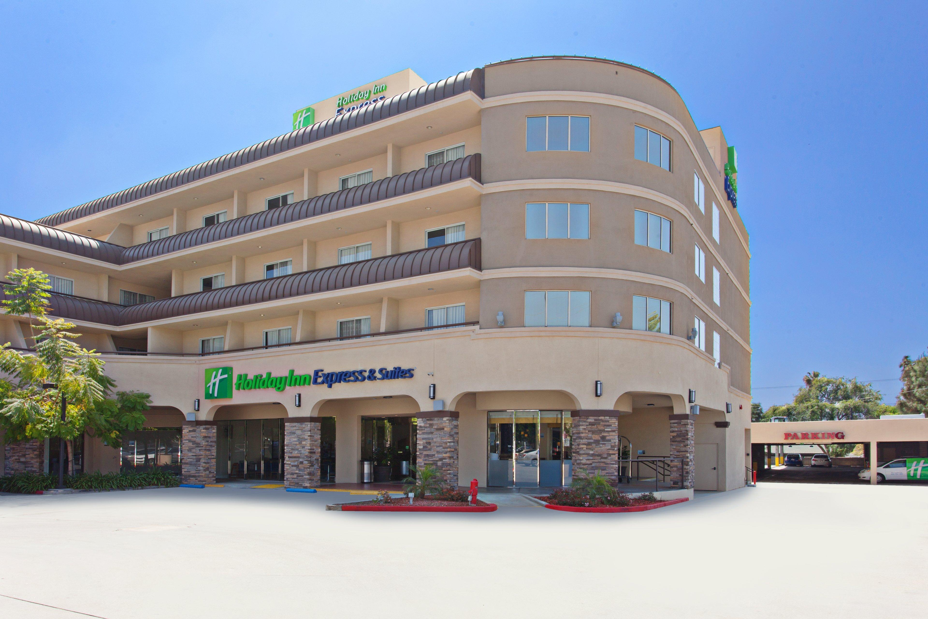 Holiday Inn Express & Suites Pasadena - Los Angeles By Ihg Buitenkant foto