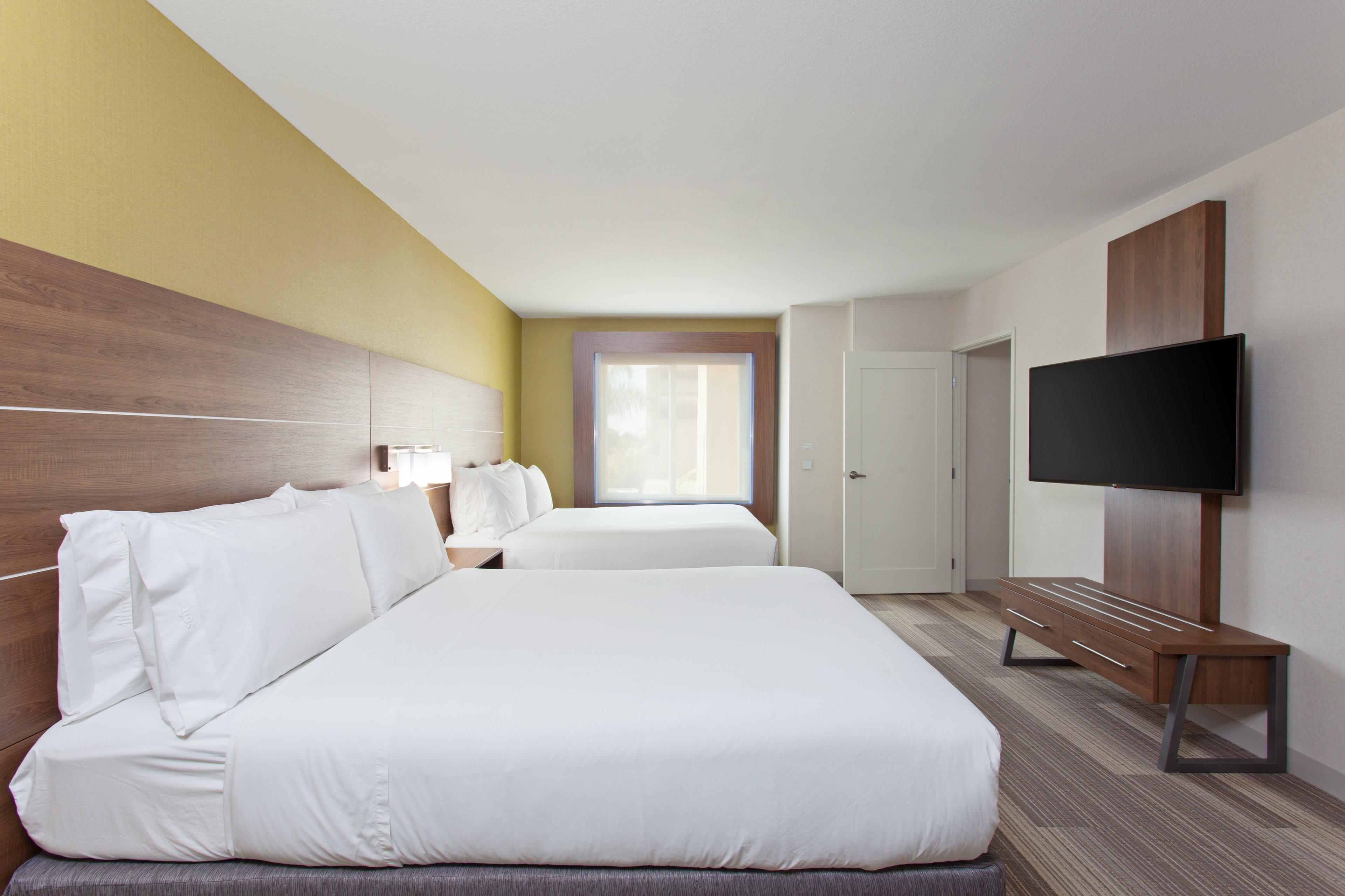 Holiday Inn Express & Suites Pasadena - Los Angeles By Ihg Buitenkant foto
