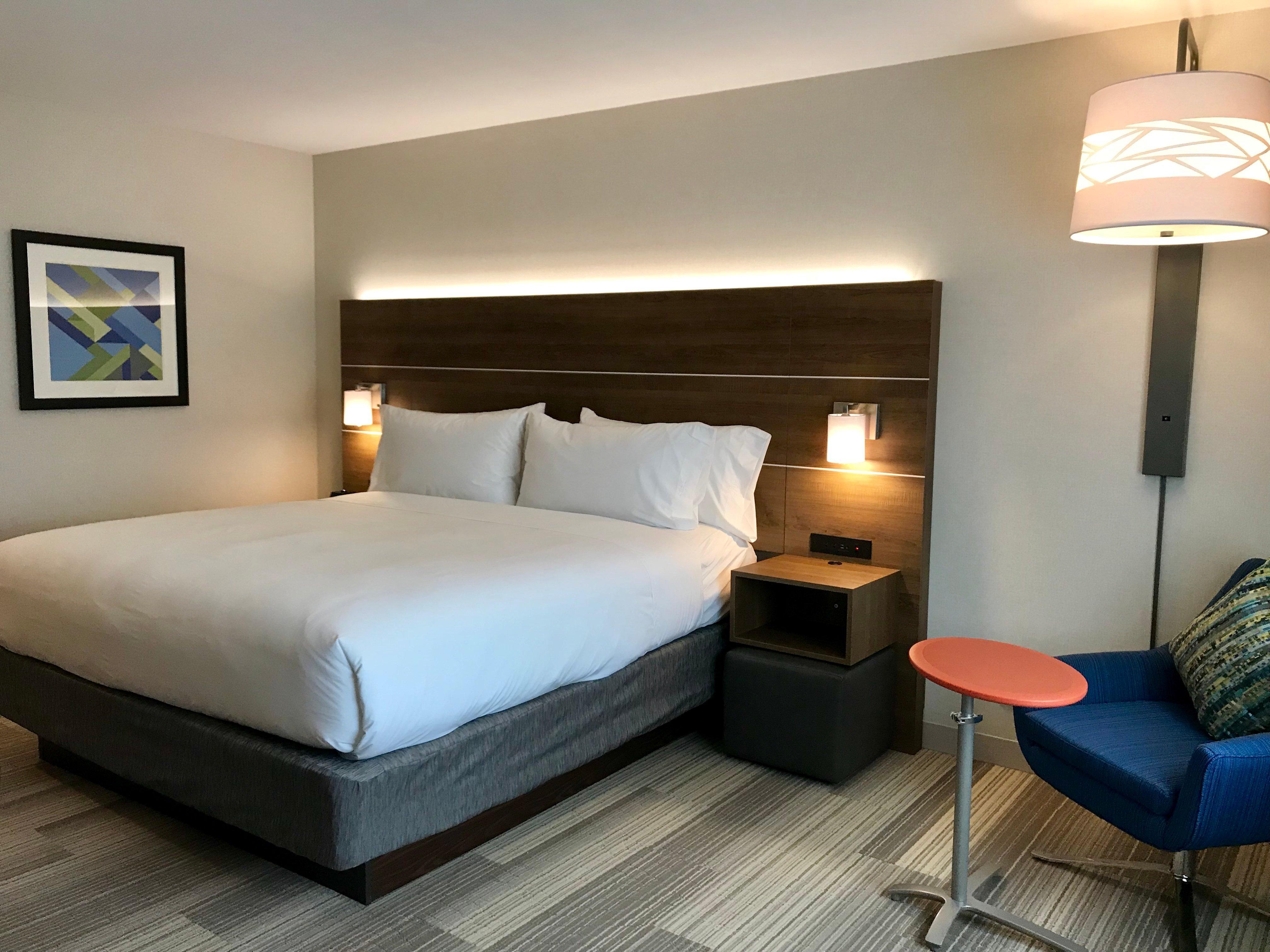Holiday Inn Express & Suites Pasadena - Los Angeles By Ihg Buitenkant foto