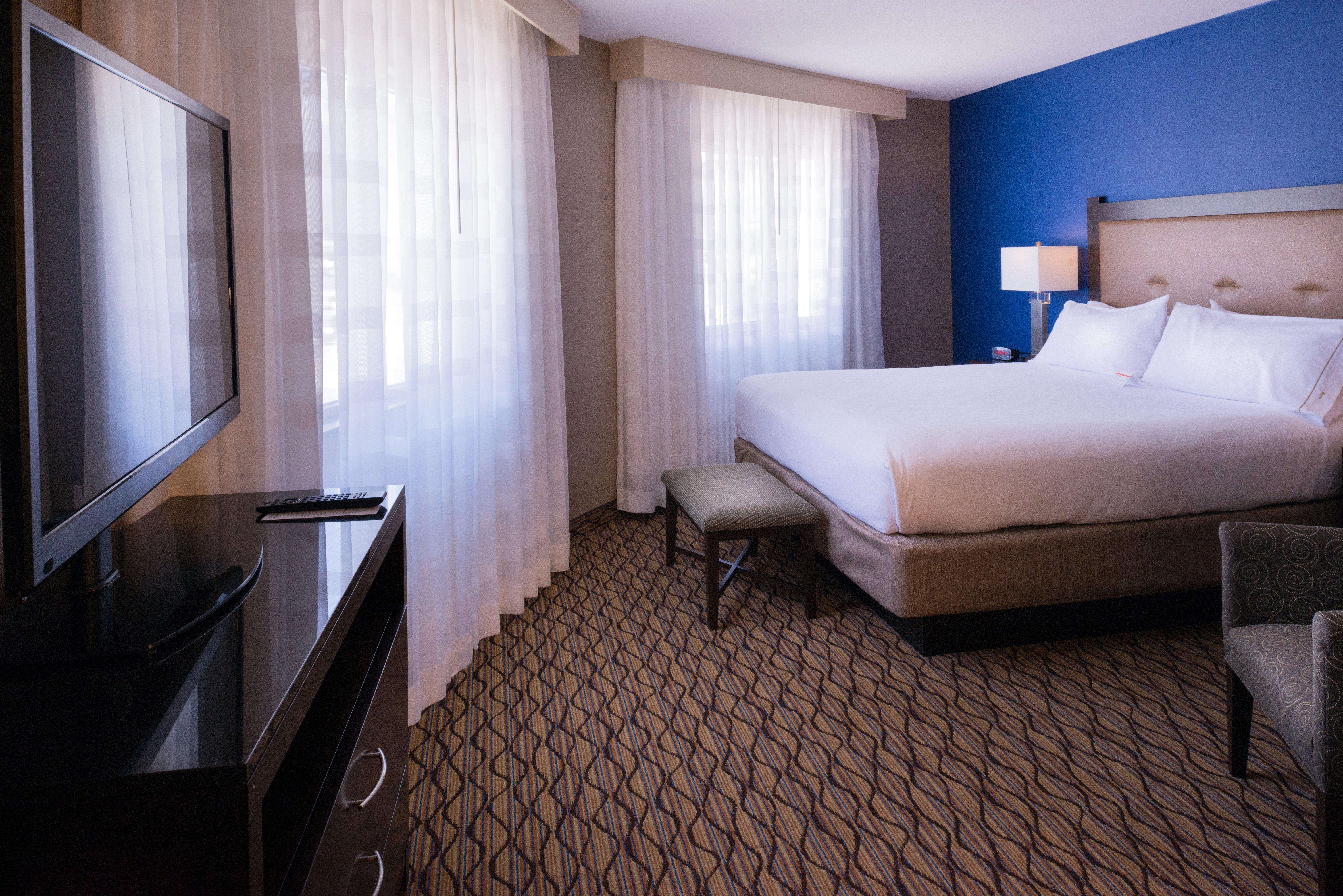 Holiday Inn Express & Suites Pasadena - Los Angeles By Ihg Buitenkant foto