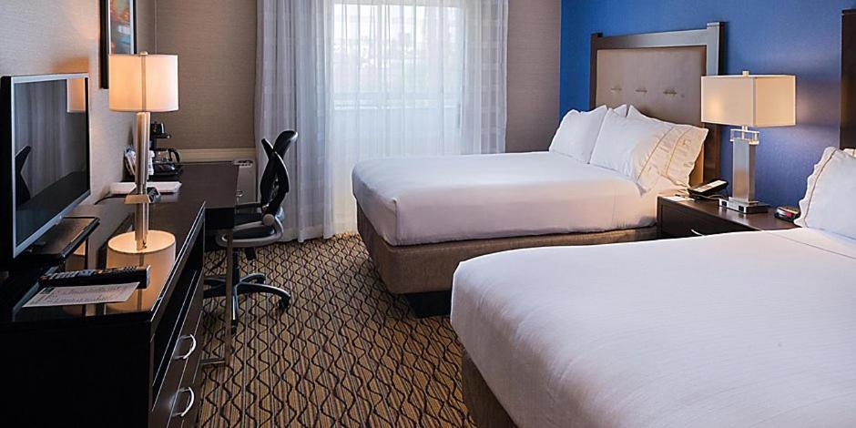 Holiday Inn Express & Suites Pasadena - Los Angeles By Ihg Buitenkant foto